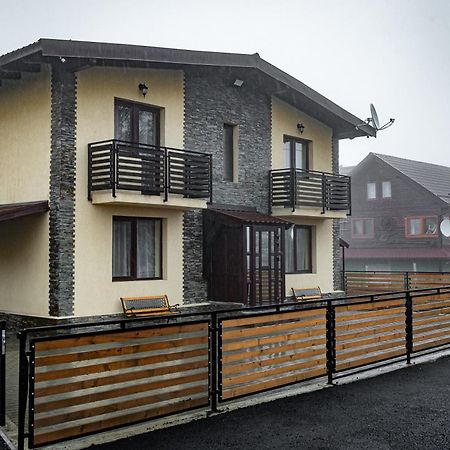 Villa Wild Petrozsény Kültér fotó